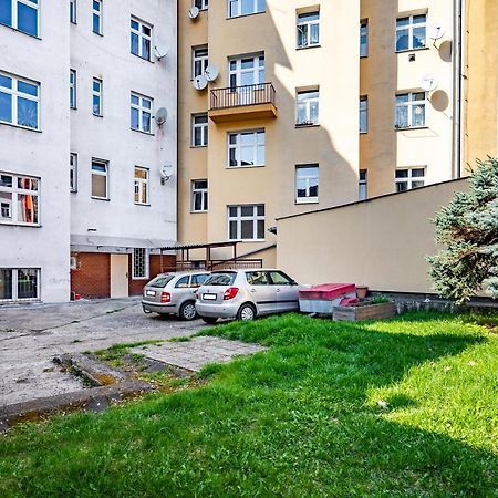 Apartment Happy Family Karlovy Vary Exterior photo